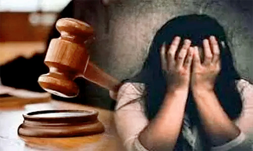 Rape Victim Got Justice रेप पीड़िता को मिला इंसाफ वकील समेत 3 को 20 साल की कैद