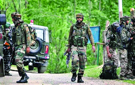 Jammu-Kashmir Encounter Today सेना ने एक आतंकी मार गिराया