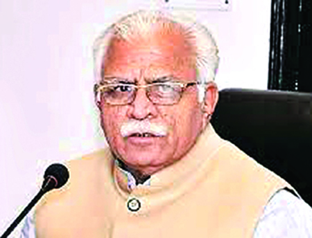 Haryana Cm In Action Mood मुख्यमंत्री के टारगेट पर लंबे समय से फिल्ड में जमे अधिकारी