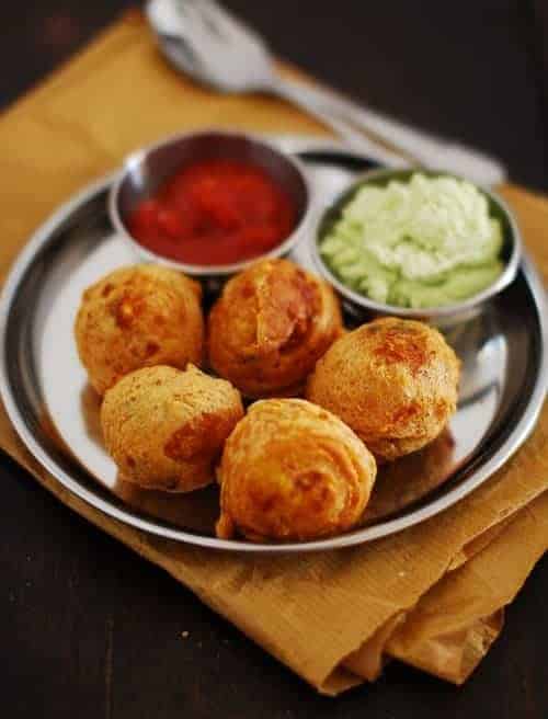 Learn How to Prepare Delicious Falahari Aloo Bonda Recipe कैसे तैयार करें स्वादिष्ट फलाहारी आलू बोंडा रेसिपी तो जानें