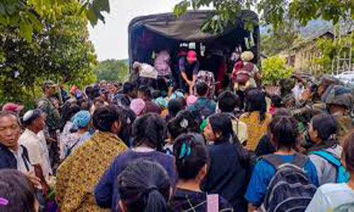 Andhra Pradesh students in Manipur : आंध्र प्रदेश सरकार ने मणिपुर से छात्रों की निकासी के लिए ‘हेल्पलाइन’ शुरू की