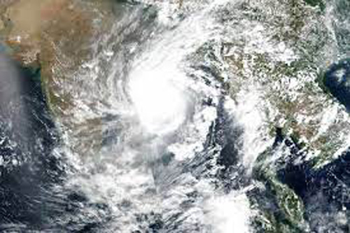 Cyclone Mocha latest Update : ओडिशा, पश्चिम बंगाल व आंध्रप्रदेश में भारी बारिश की चेतावनी