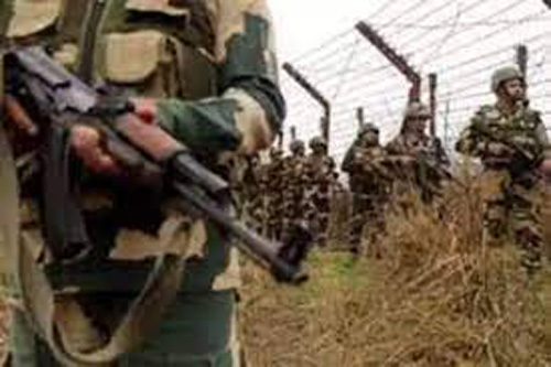 BSF killed Pakistani intruder : जम्मू-कश्मीर के सांबा में बीएसएफ ने पाकिस्तानी घुसपैठिए को मार गिराया