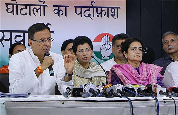 Haryana Congress: खरगे से शैलजा औऱ सुरजेवाला की मुलाकात से सुधरेंगे हरियाणा में कांग्रेस के हालात?