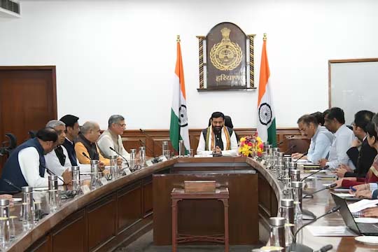 Haryana Cabinet Meeting : सीएम ने की घोषणा- कच्चे कर्मचारी होंगे परमानेंट