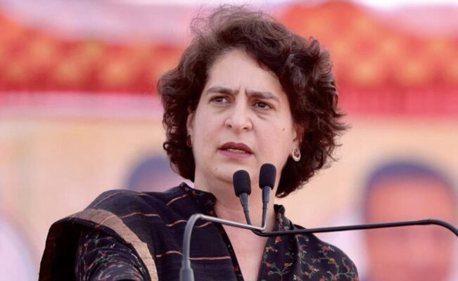 Priyanka Gandhi Targets Government : प्रियंका गांधी ने ‘बढ़ते कर्ज’ को लेकर सरकार पर साधा निशाना