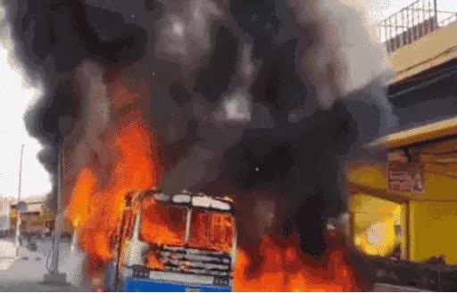 Haryana Roadways Bus Caught Fire : करनाल हाईवे पर हरियाणा रोडवेज की बस में लगी आग 