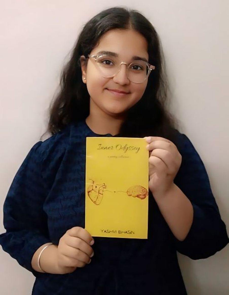 Yashvi Bhasin’s Book ‘Inner Odyssey’ : कक्षा 11वीं की छात्रा यश्वी ने विभिन्न विषयों पर लिखी 30 से ज्यादा कविताओं की क़िताब  