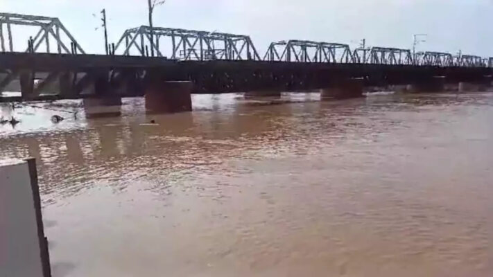 Markanda River : पहाड़ों पर बारिश से मारकंडा नदी उफान पर, जानिए इतने क्यूसेक तक पहुंचा पानी