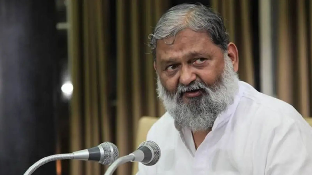 Anil Vij: अनिल विज का पूर्व मुख्यमंत्री पर जुबानी हमला, ED मामले पर बोले ‘जिस पर केस चल रहा है…’,