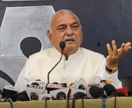 Hooda Attacks BJP : अक्तूबर चार, बीजेपी हरियाणा से बाहर : हुड्डा