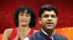 Dushyant Chautala on Vinesh Phogat : सचिन तेंदुलकर की तरह रेसलर विनेश फोगाट को राज्यसभा सदस्य मनोनीत करे राष्ट्रपति और पीएम : दुष्यंत चौटाला