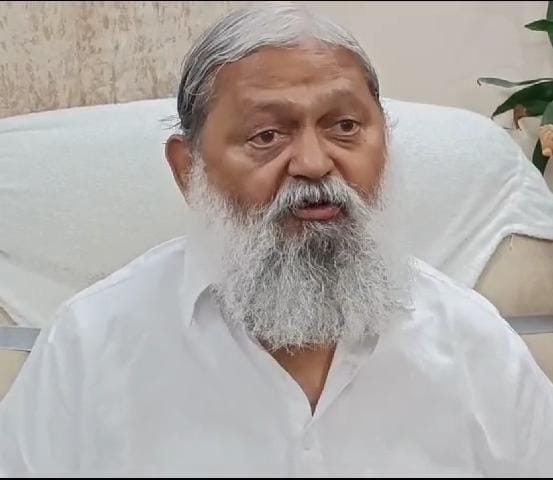 Anil Vij Taunts Hooda : हुड्डा को पता होना चाहिए कि पंजाबी विस्थापित नहीं हुए थे वो हिन्दुस्तान से हिंदुस्तान में आए थे