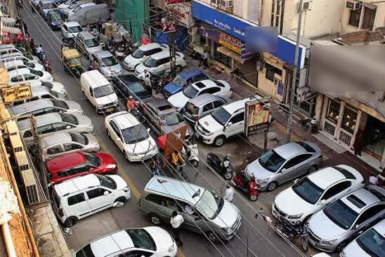 Delhi Traffic Jam : ट्रैफिक जाम से छुटकारा दिलाने के लिए बना नया प्लान, ये मिला सुझाव