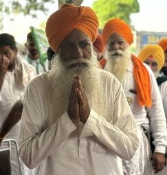 Gurnam Singh Chadhuni जत्थे के साथ खनोरी बॉर्डर रवाना, बोले-जब तक किसान राजनीति में नहीं आएगा…तब तक.. !! 