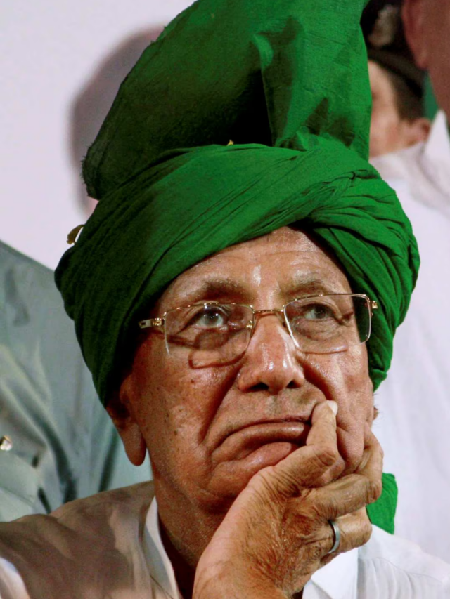 Om Prakash Chautala कितने पढ़े लिखे थे?